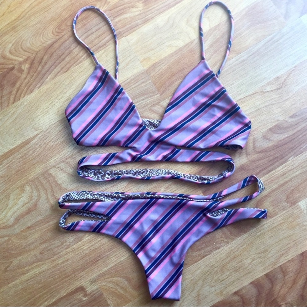 ACACIA - 70s print set haiku top /Baldwin bottom